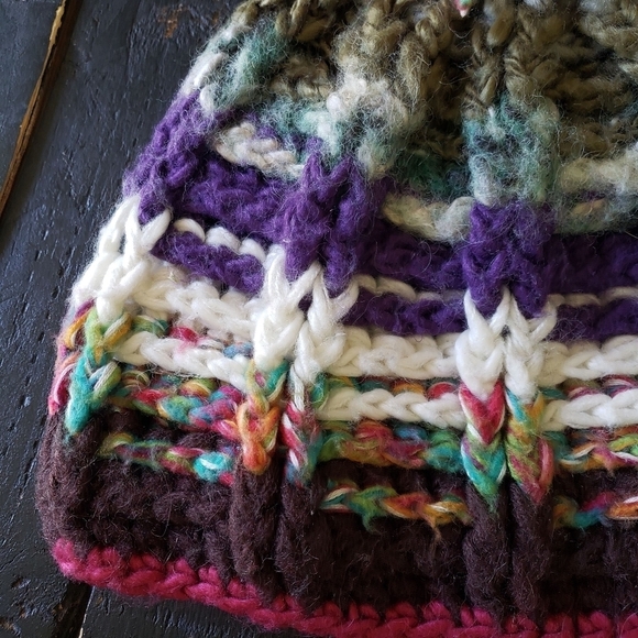 Boho Chunky Knit Beanie Women's One Size Colorful Multicolor Purple Ivory Fall - Picture 3 of 5